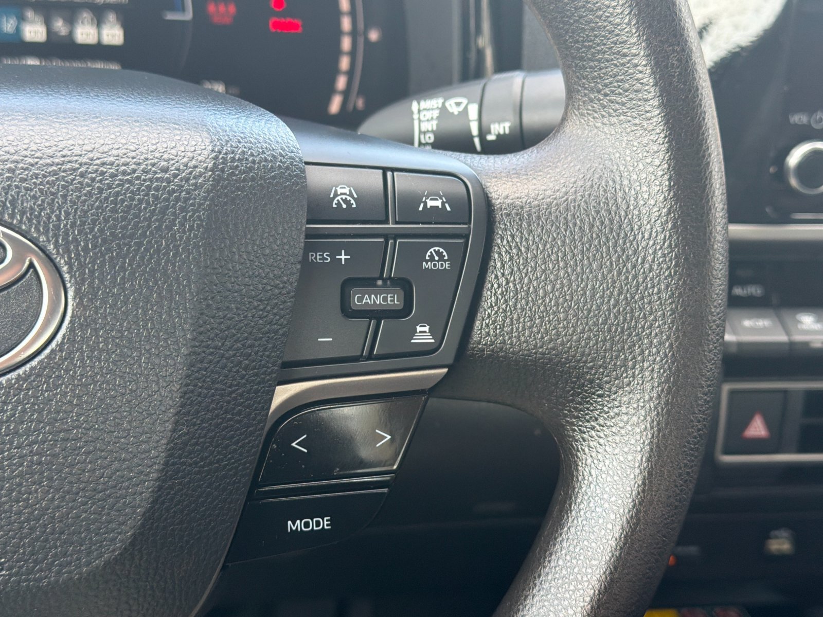 Used 2026 Toyota Camry LE w/ Convenience Package FWD image 27