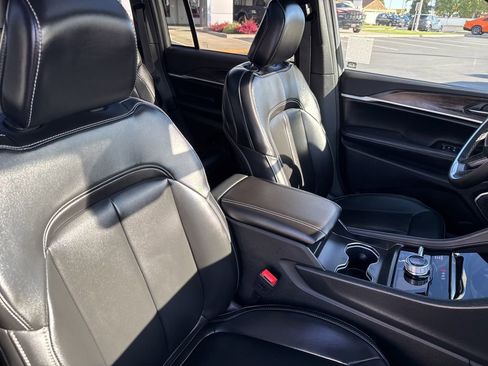 New 2026 Jeep Grand Cherokee Limited w/ Limited Altitude Package image 13