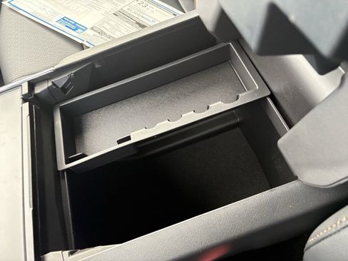 New 2025 Ford F150 Lariat w/ Equipment Group 502A High image 45