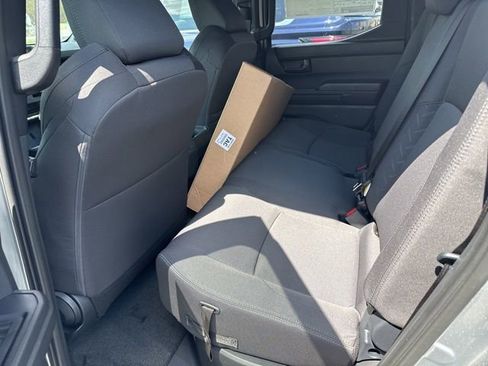 New 2026 Toyota Tacoma SR5 AWD/4WD image 12