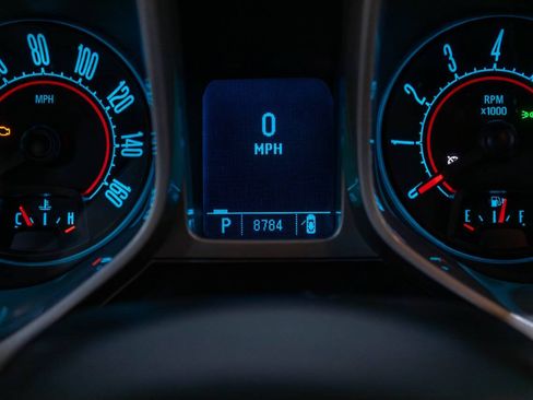 Used 2010 Chevrolet Camaro LT RWD image 13