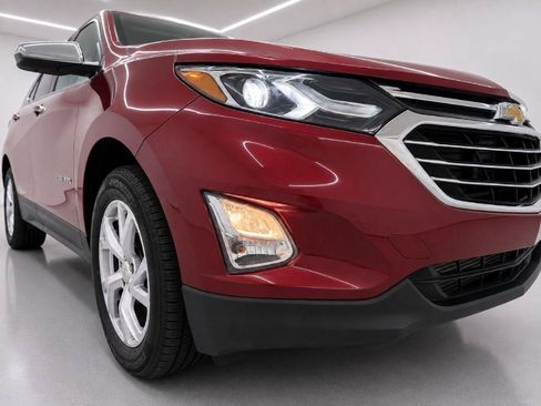 Used 2018 Chevrolet Equinox Premier w/ LPO, Floor Liner Package AWD/4WD image 38