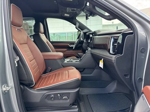 New 2026 GMC Sierra 2500 Denali Ultimate AWD/4WD image 18