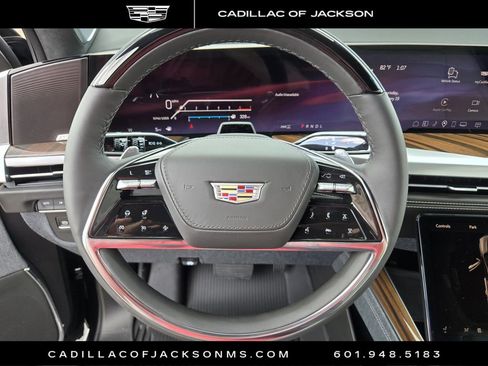 New 2026 Cadillac Escalade Platinum Luxury w/ LPO, Floor Liner Package image 17