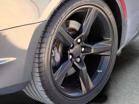 Used 2017 Chevrolet Camaro SS RWD image 32