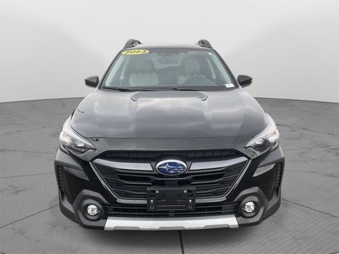 Used 2023 Subaru Outback Limited image 19