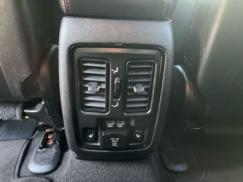 Used 2022 Dodge Durango R/T AWD/4WD image 24