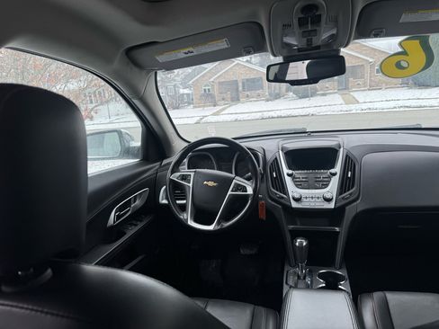 Used 2016 Chevrolet Equinox LTZ w/ Enhanced Convenience Package image 9