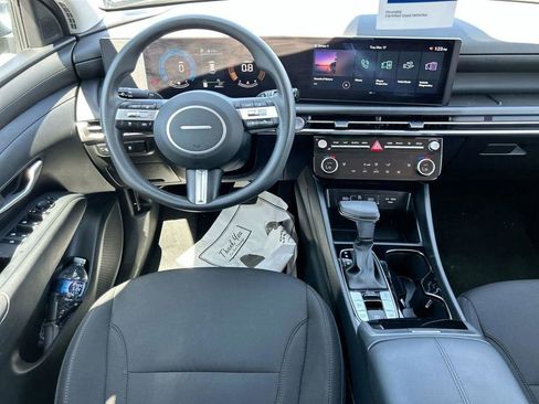 Certified 2025 Hyundai Tucson SEL image 19