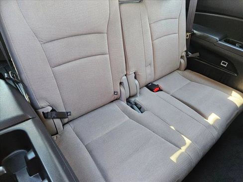 Used 2018 Honda Pilot LX image 19