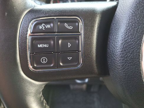 Used 2014 Jeep Wrangler Unlimited Rubicon w/ Connectivity Group image 13