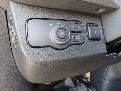 Used 2022 Mercedes-Benz Sprinter 3500 image 26