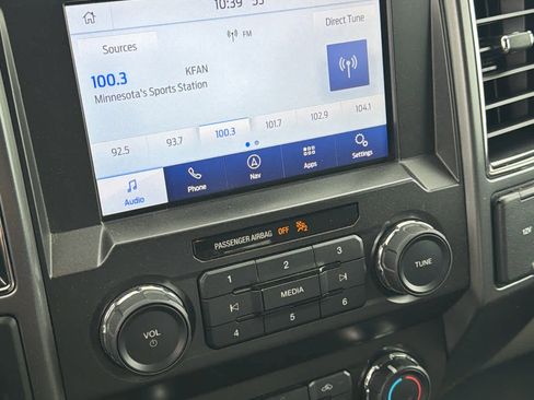Used 2019 Ford F150 XLT w/ Equipment Group 302A Luxury AWD/4WD image 11