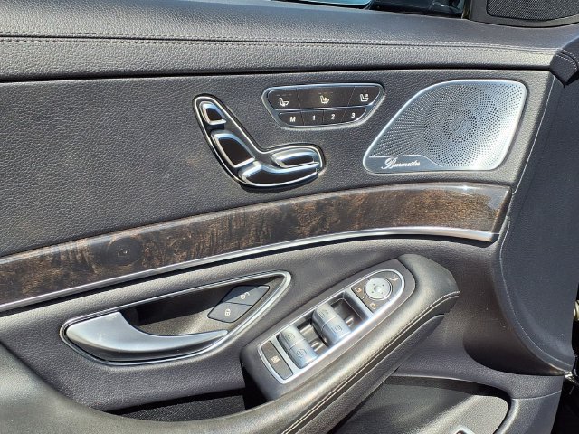 Used 2020 Mercedes-Benz S 560 Sedan image 19