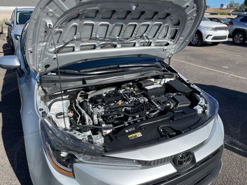 Used 2025 Toyota Corolla LE image 31