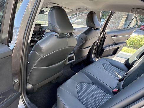 Used 2023 Toyota Camry SE image 35