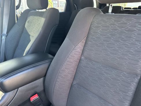 Used 2022 Dodge Durango SXT w/ Blacktop Package image 19