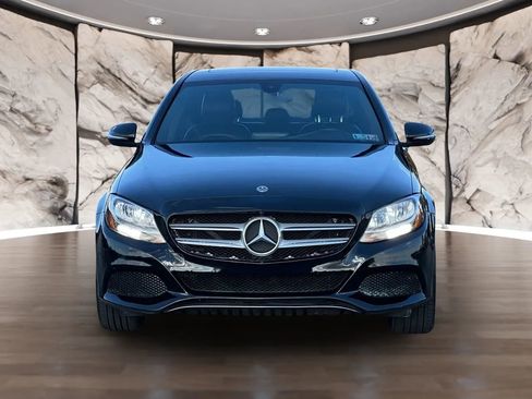 Used 2018 Mercedes-Benz C 300 4MATIC Sedan image 4