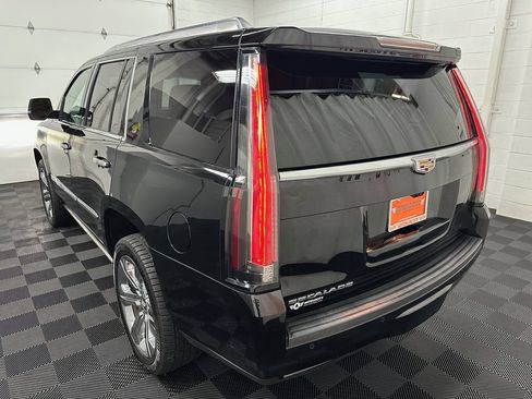 Used 2017 Cadillac Escalade Platinum AWD/4WD image 7