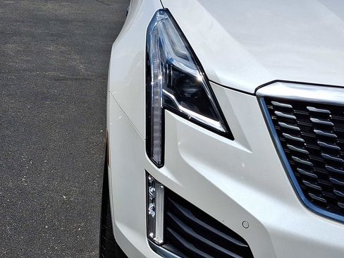 Used 2024 Cadillac XT5 Premium Luxury AWD/4WD image 9
