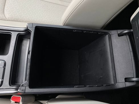 Used 2022 Kia Sorento S w/ Panoramic Sunroof Package FWD image 20