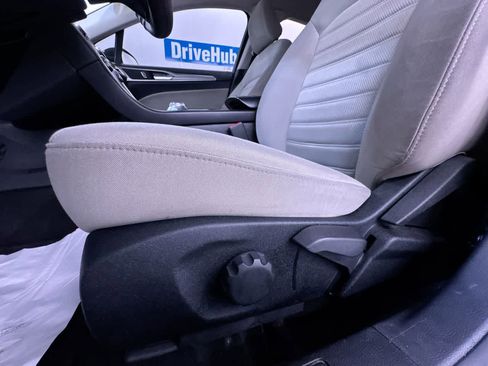 Used 2020 Ford Fusion S FWD image 13