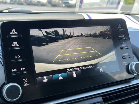 Used 2018 Honda Accord Touring image 28
