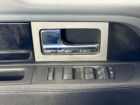 Used 2011 Ford F150 Platinum image 19