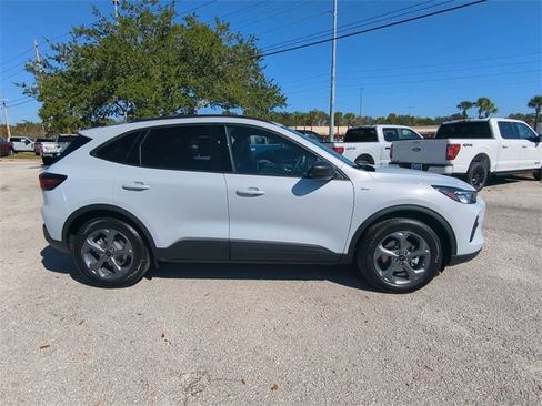 New 2026 Ford Escape ST-Line w/ Tech Pack #1 image 17