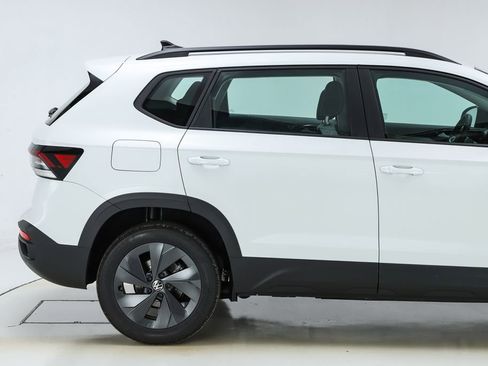 New 2026 Volkswagen Taos S image 11