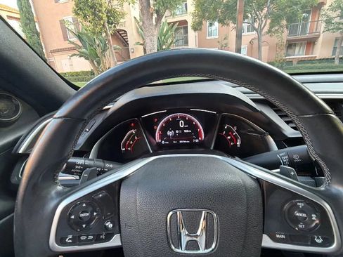 Used 2019 Honda Civic Sport image 16