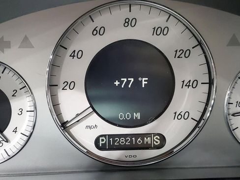 Used 2008 Mercedes-Benz E 350 Sedan image 35