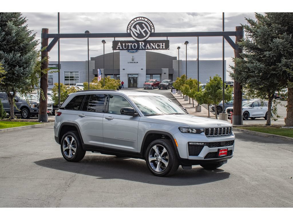 New 2026 Jeep Grand Cherokee Limited AWD/4WD image 1