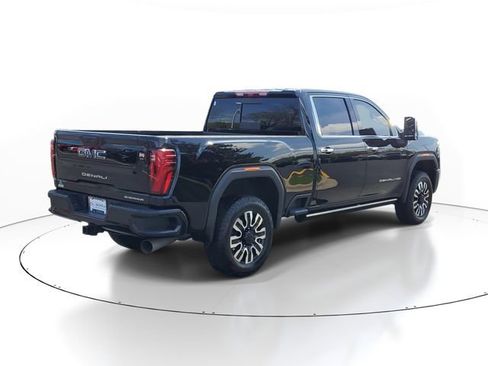 Certified 2025 GMC Sierra 2500 Denali Ultimate AWD/4WD image 4
