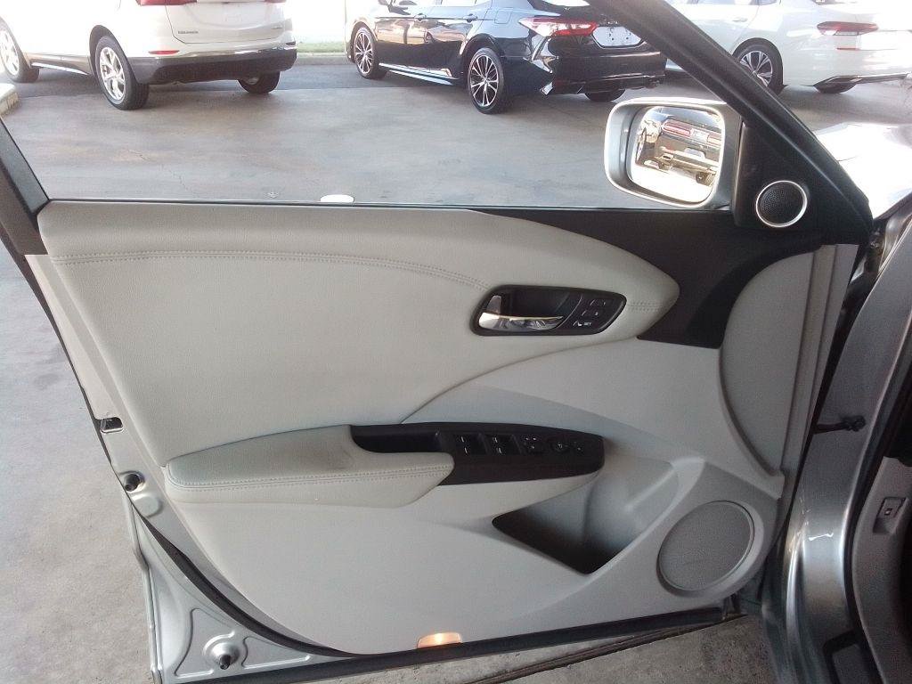 Used 2017 Acura RDX w/ Technology Package AWD/4WD image 22