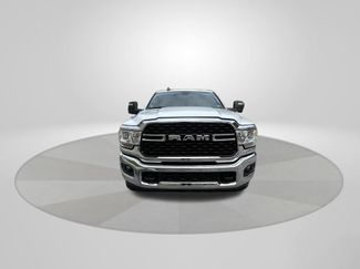 Used 2024 RAM 2500 Big Horn video 2