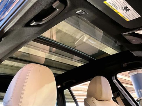 Used 2022 BMW X3 sDrive30i w/ Premium Package image 13