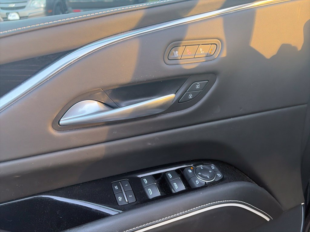 Certified 2023 Cadillac Escalade V w/ LPO, Floor Liner Package AWD/4WD image 16