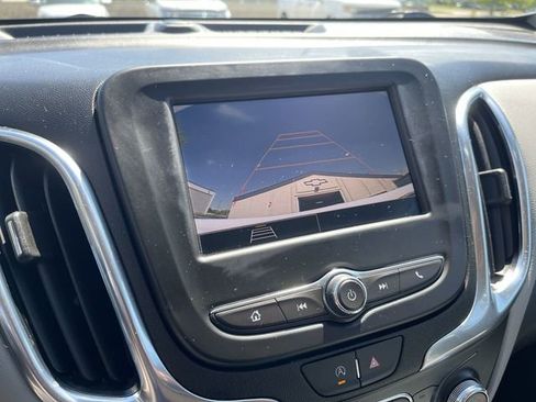 Used 2023 Chevrolet Equinox LS w/ Driver Confidence II Package FWD image 21