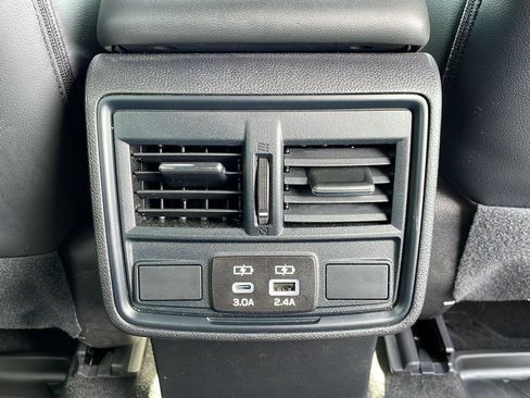 Used 2026 Subaru Forester Premium AWD/4WD image 27