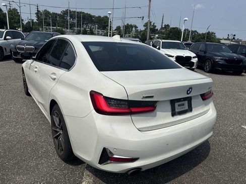 Used 2019 BMW 330i xDrive Sedan w/ Convenience Package AWD/4WD image 5