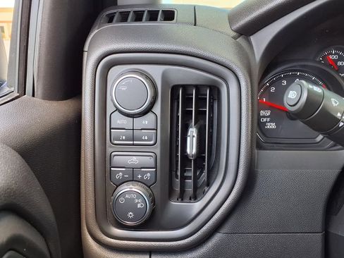 Used 2023 Chevrolet Silverado 1500 Custom Trail Boss w/ LPO, Dark Essentials Package AWD/4WD image 35