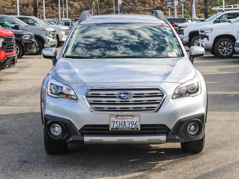 Used 2016 Subaru Outback 2.5i Limited AWD/4WD image 2
