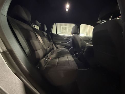 Used 2025 Chevrolet Equinox LT image 28