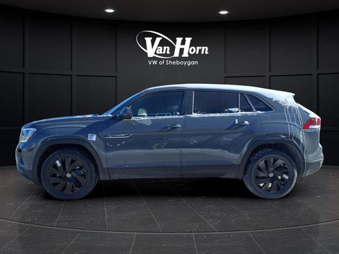 New 2026 Volkswagen Atlas Cross Sport SE image 55