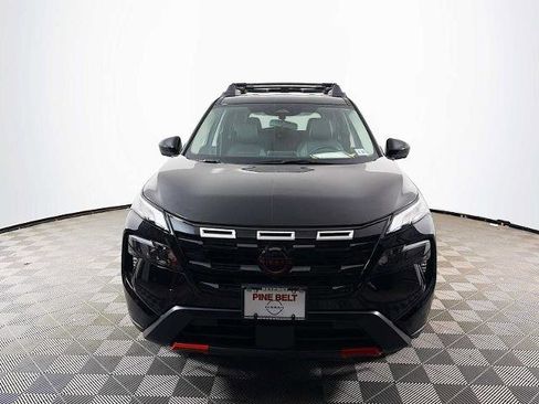 Certified 2025 Nissan Rogue SV AWD/4WD image 2