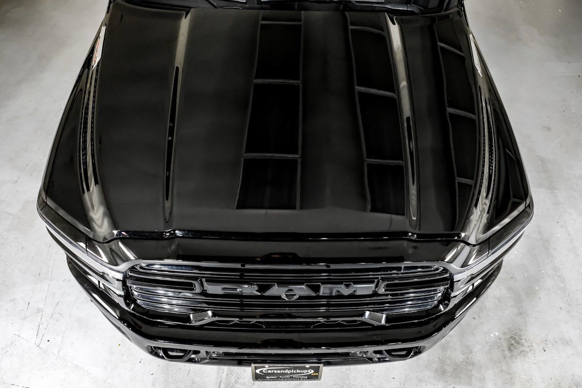 Used 2025 RAM 2500 Laramie AWD/4WD image 39