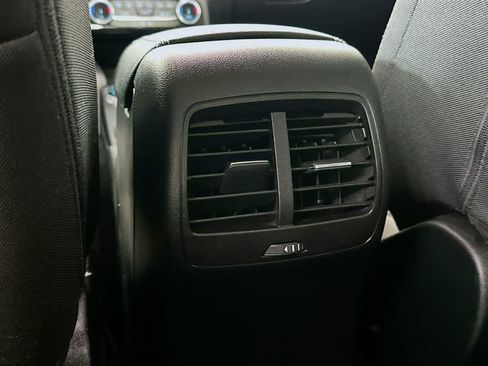 Used 2022 Ford Escape SE w/ SE Sport Appearance Package FWD image 13
