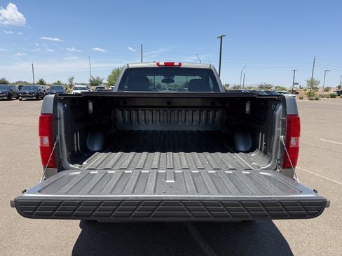 Used 2009 Chevrolet Silverado 1500 LT RWD image 7