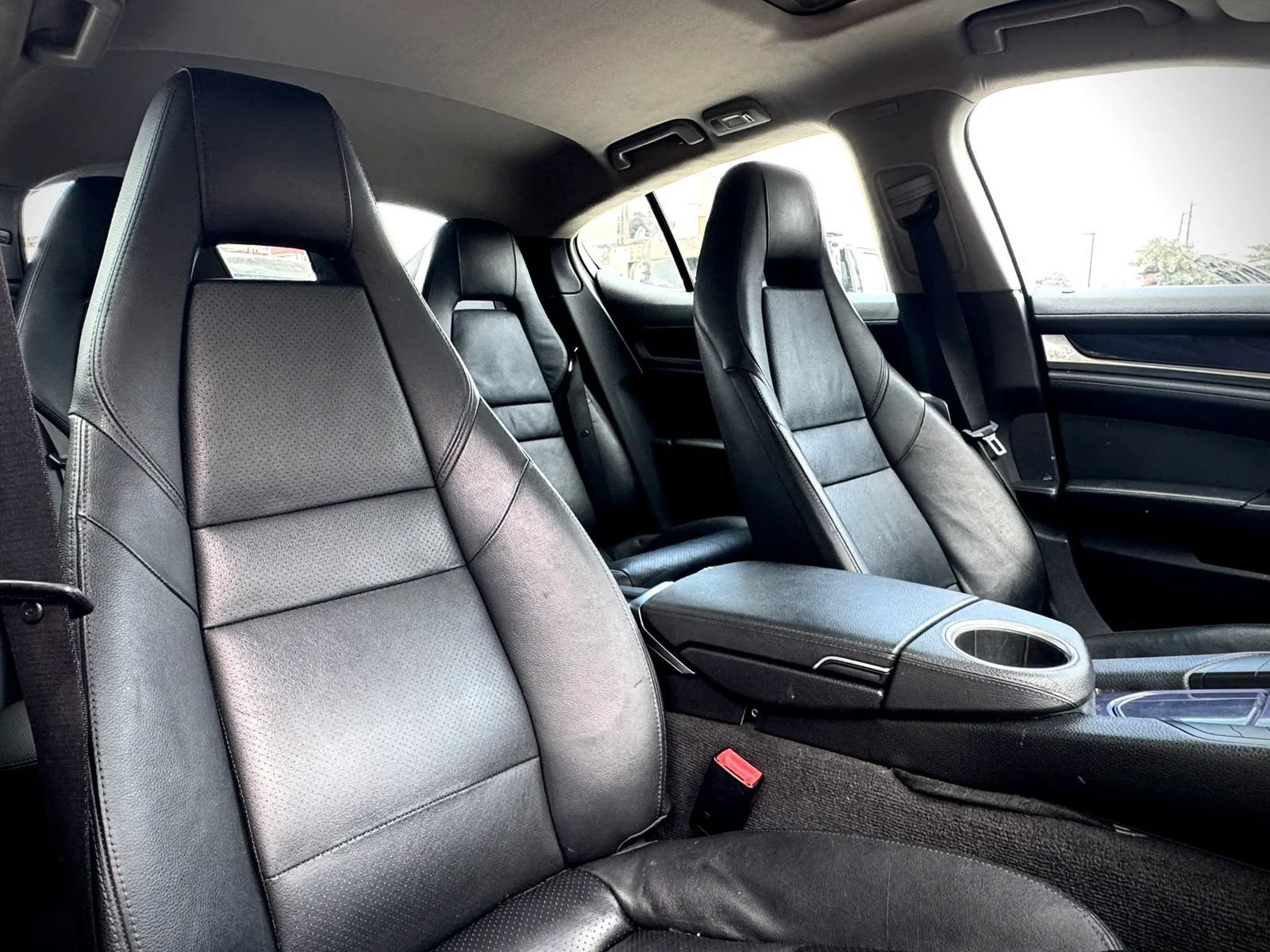 Used 2014 Porsche Panamera 4 AWD/4WD image 15